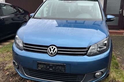 VW Touran 258.442 km 7.890 &euro; Meckenheim 53340