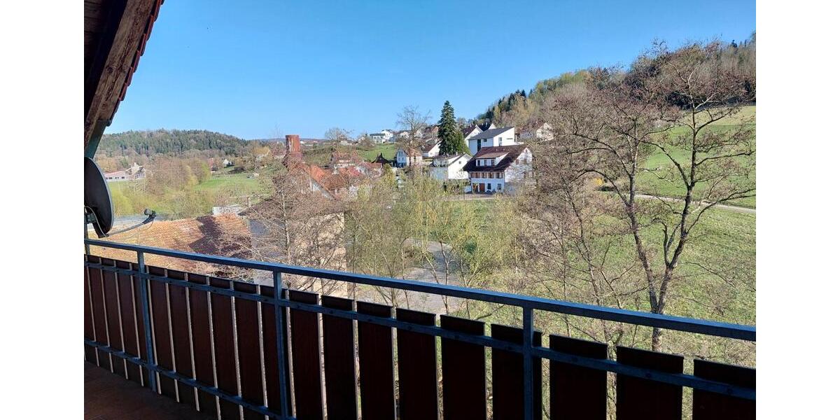 Dachgeschoßwohnung Aalen Dewangen - 2.5 Zimmer, 71 m&sup2;, 568&euro; | Angebot:26181769