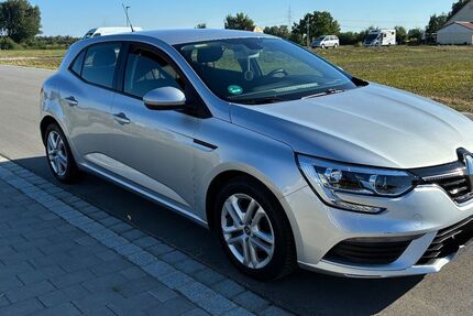 Renault Megane 77.600 km 10.999 &euro; Eitting / Gaden 85462
