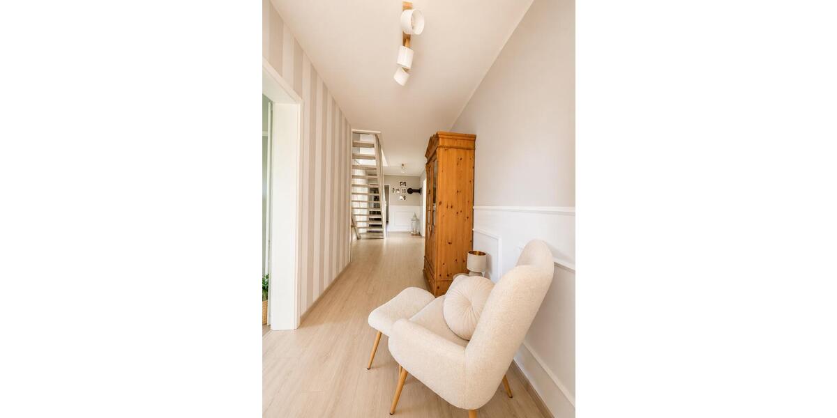 Bauernhaus, Landhaus Oldendorf - 8 Zimmer, 240 m&sup2;, 425.000&euro; | Angebot:27023160