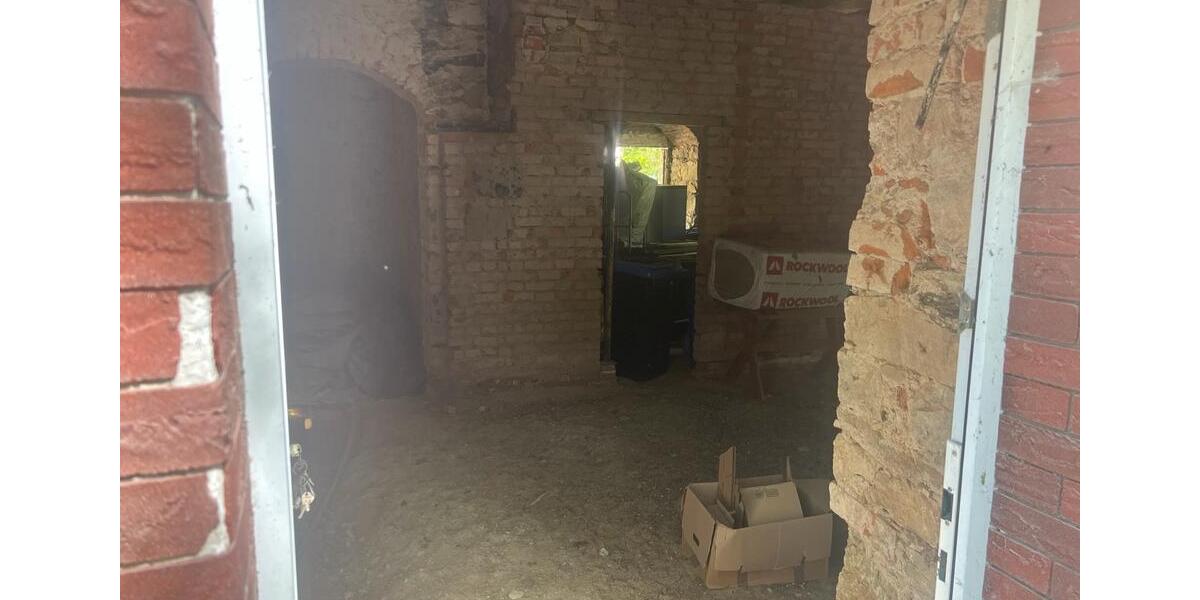 Einfamilienhaus Roßwein - 8 Zimmer, 160 m&sup2;, 150.000&euro; | Angebot:26426951