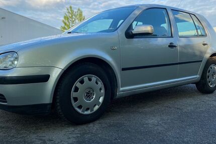 VW Golf 145.000 km 1.950 &euro; Lorsch 64653