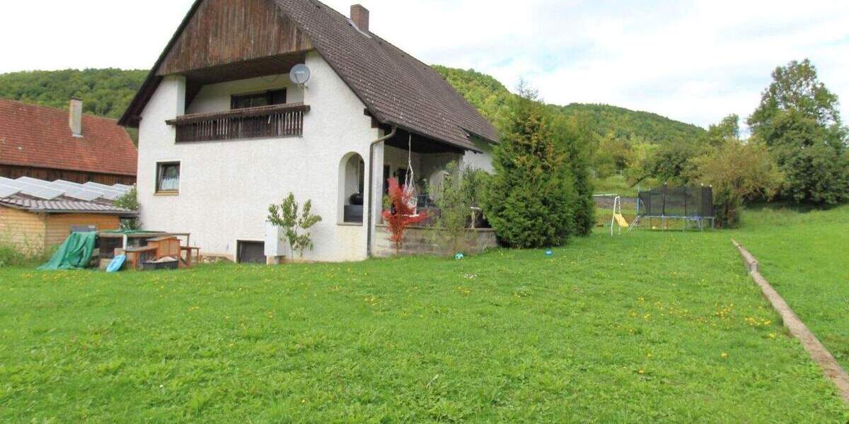 Einfamilienhaus Pretzfeld Urspring - 4 Zimmer, 121 m&sup2;, 399.000&euro; | Angebot:25685607
