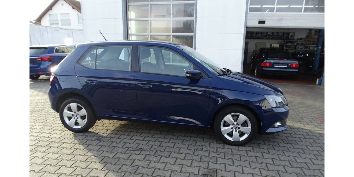 Skoda Fabia 1,2l TSI Style, DSG, Klima, Sitzheizung 44.854 km 11.990 &euro; Rodgau 63110