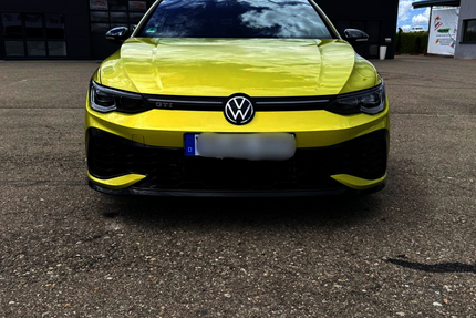 VW Golf 61.500 km 32.490 &euro; Sankt Georgen im Schwarzwald 78112