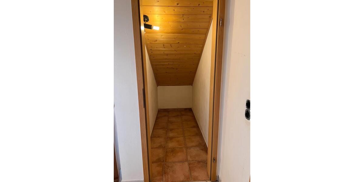 Dachgeschoßwohnung Reichling - 2 Zimmer, 62 m&sup2;, 790&euro; | Angebot:26672356