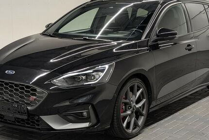 Ford Focus 53.300 km 24.480 &euro; Langenweddingen 39171