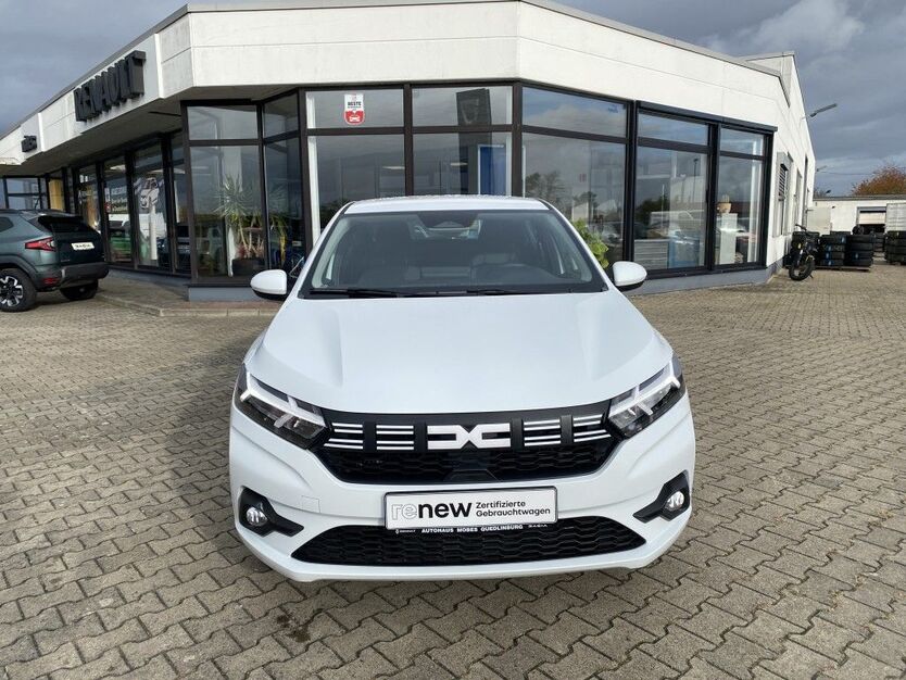 Dacia Sandero 7.594 km 14.400 € Quedlinburg 06484