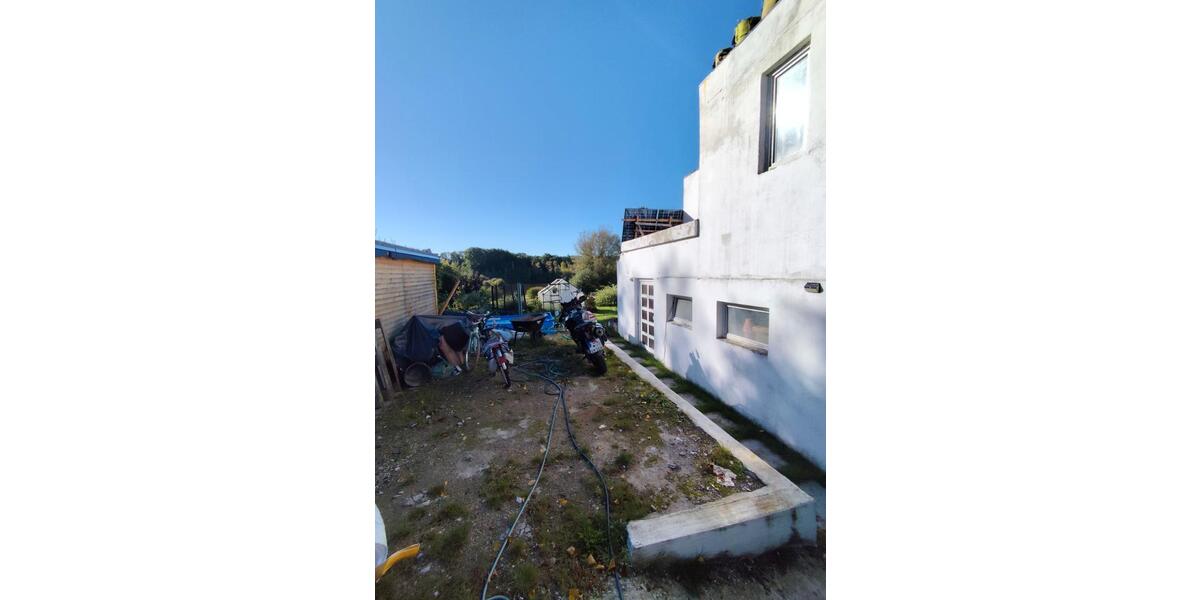 Einfamilienhaus Lüdersdorf - 9 Zimmer, 214 m&sup2;, 440.000&euro; | Angebot:26988957