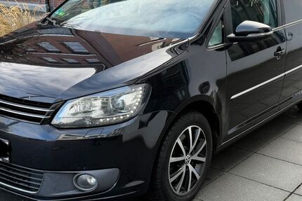 VW Touran 251.000 km 6.999 &euro; Nürnberg 90455