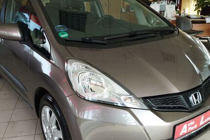 Honda Jazz 87.627 km 7.989 &euro; Leipzig 04209