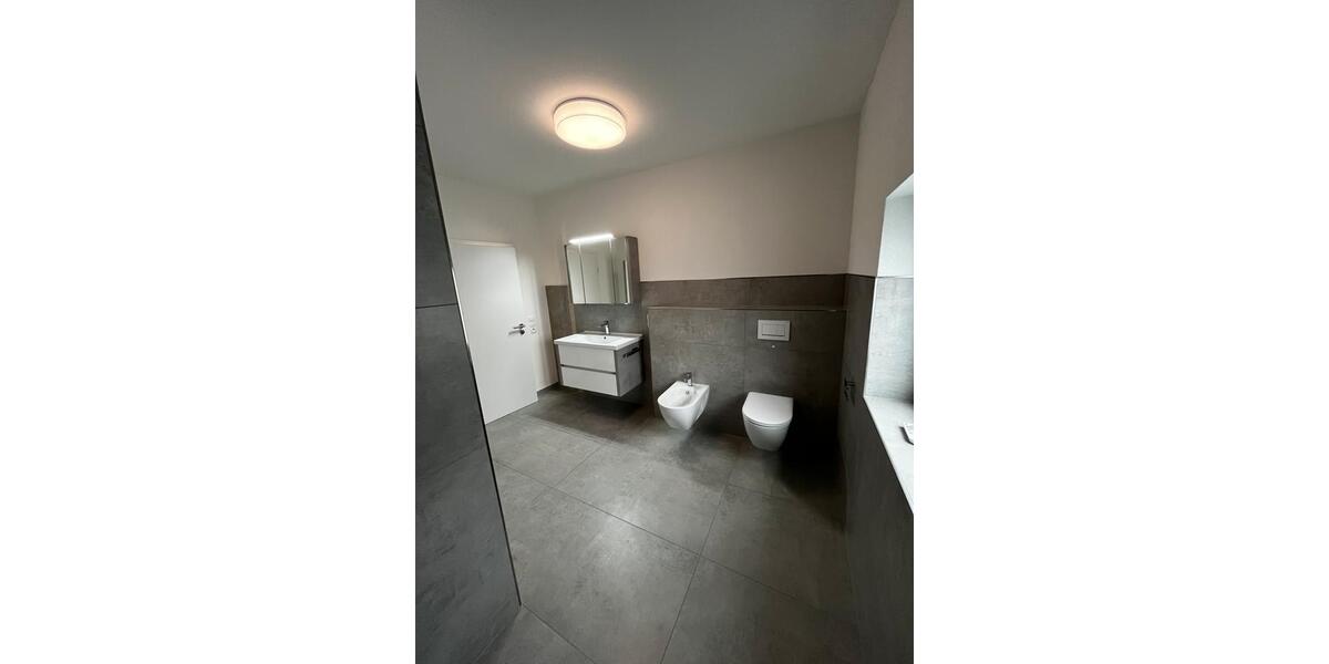 Einfamilienhaus Mellrichstadt - 2 Zimmer, 100 m&sup2;, 1.200&euro; | Angebot:24567687