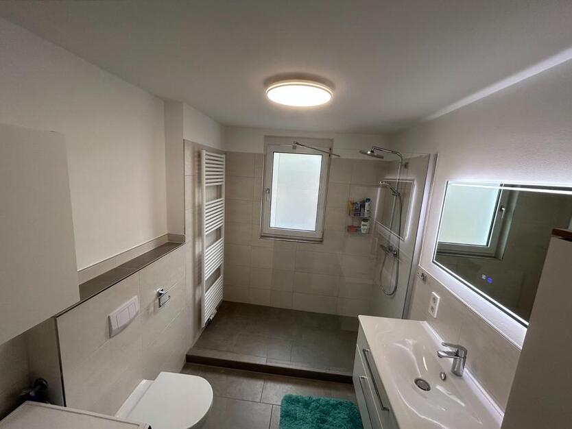 Provisionsfreie 3 Zimmer Erdgeschoßwohnung mit Garten