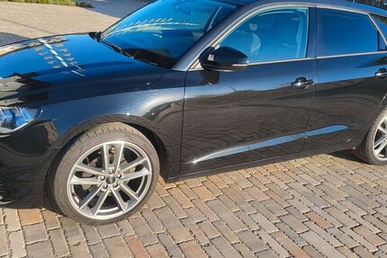 Audi A1 74.000 km 19.550 &euro; Haag 83527