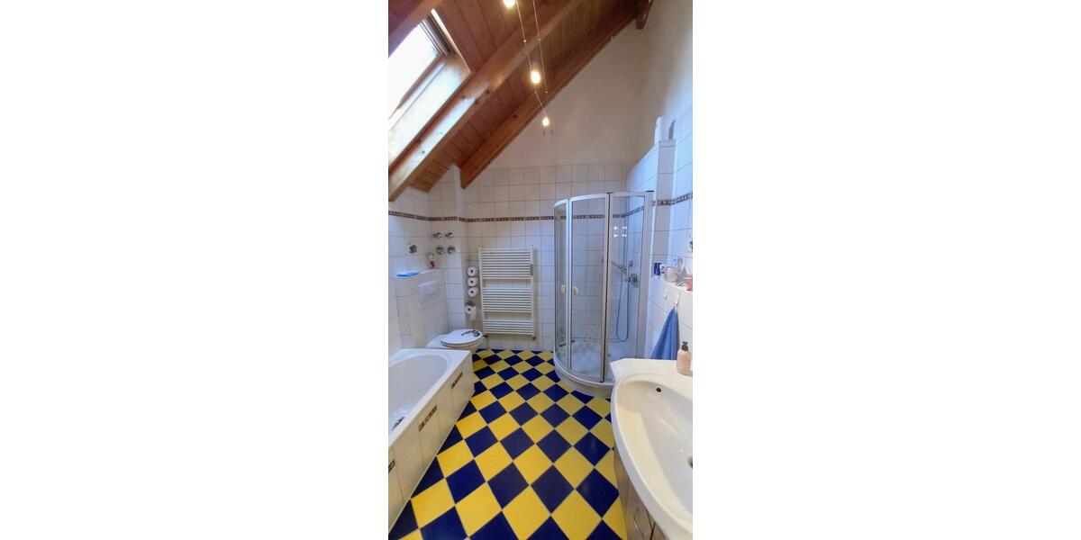 Dachgeschoßwohnung Hepberg - 3 Zimmer, 92 m&sup2;, 330.000&euro; | Angebot:26816545