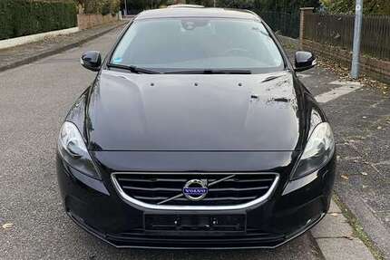 Volvo V40 120.000 km 9.500 &euro; Hanau 63454