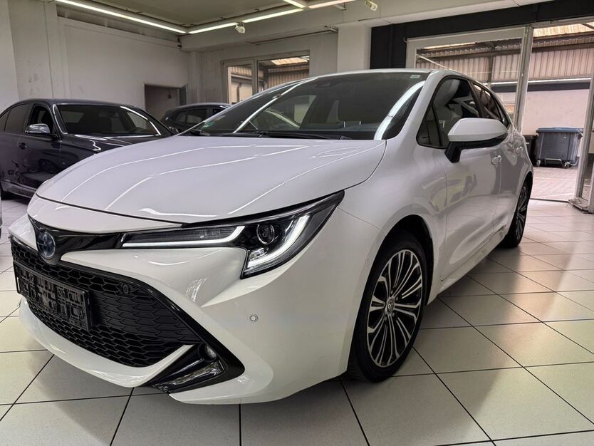 Toyota Corolla 70.000 km 18.290 € NEU ISENBURG 63263