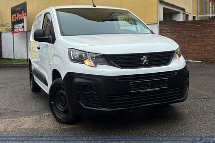 Peugeot Partner 22.877 km 10.990 &euro; Berlin - Pankow 13187