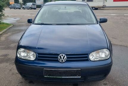 VW Golf 271.272 km 750 &euro; Neu-Ulm 89231