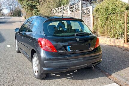 Peugeot 207 190.000 km 1.600 &euro; Mühltal 64367