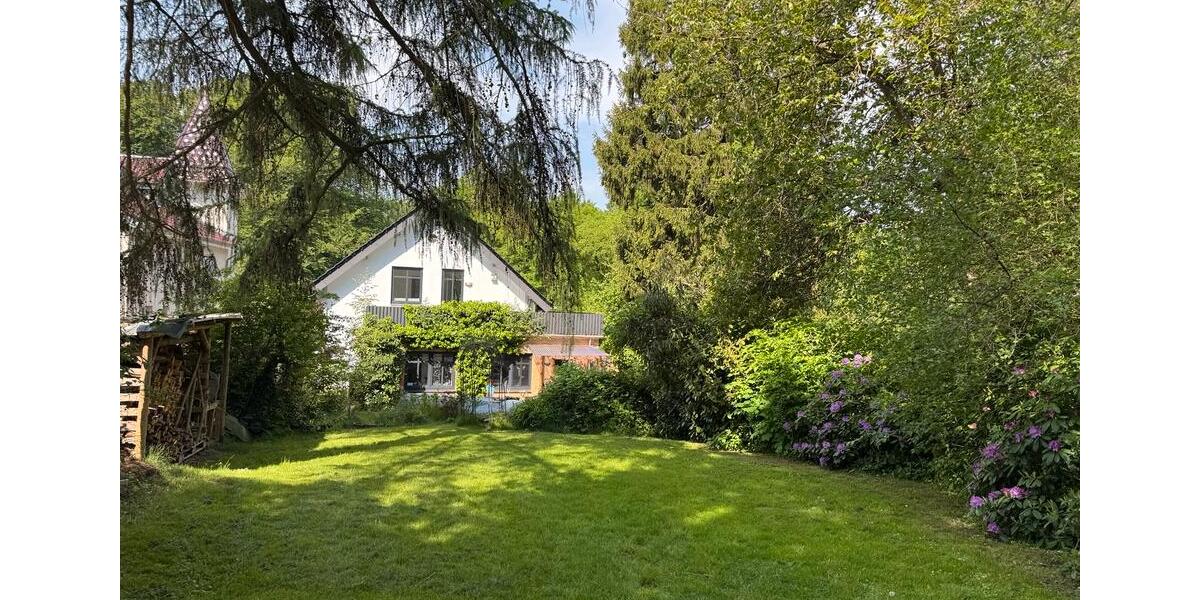 Mehrfamilienhaus, Wohnhaus Schleswig - 8 Zimmer, 188 m&sup2;, 549.000&euro; | Angebot:27161750