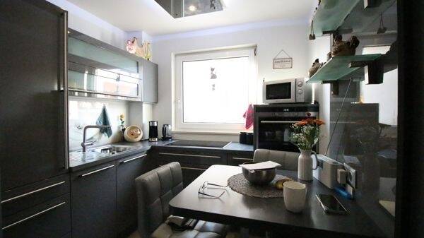 Etagenwohnung Aschersleben - 3 Zimmer, 90 m&sup2;, 74.000&euro; | Angebot:25672255