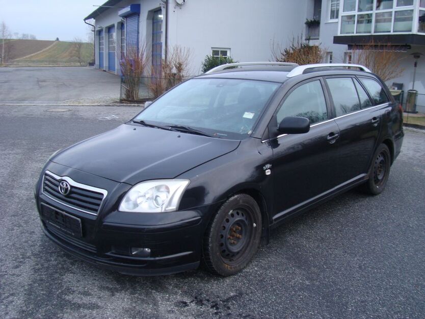 Toyota Avensis 380.000 km 1.650 € Ruhmannsfelden 94239