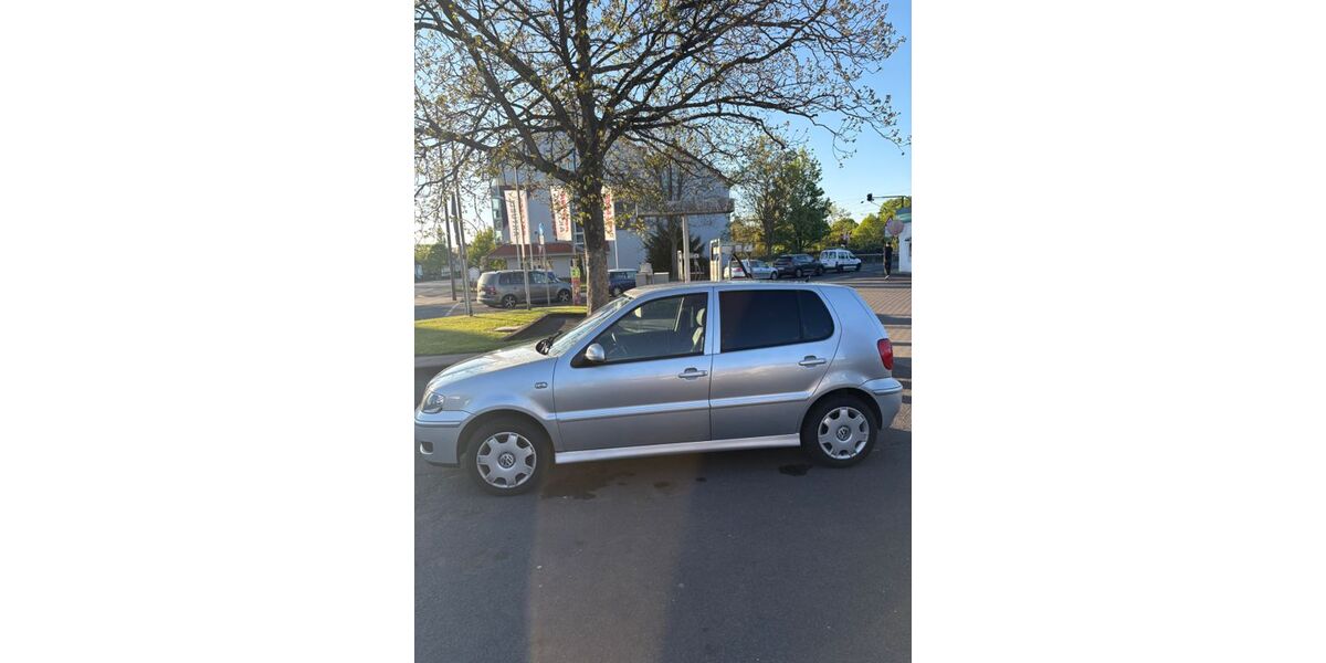 VW Polo 142.000 km 2.200 &euro; Bonn 53179
