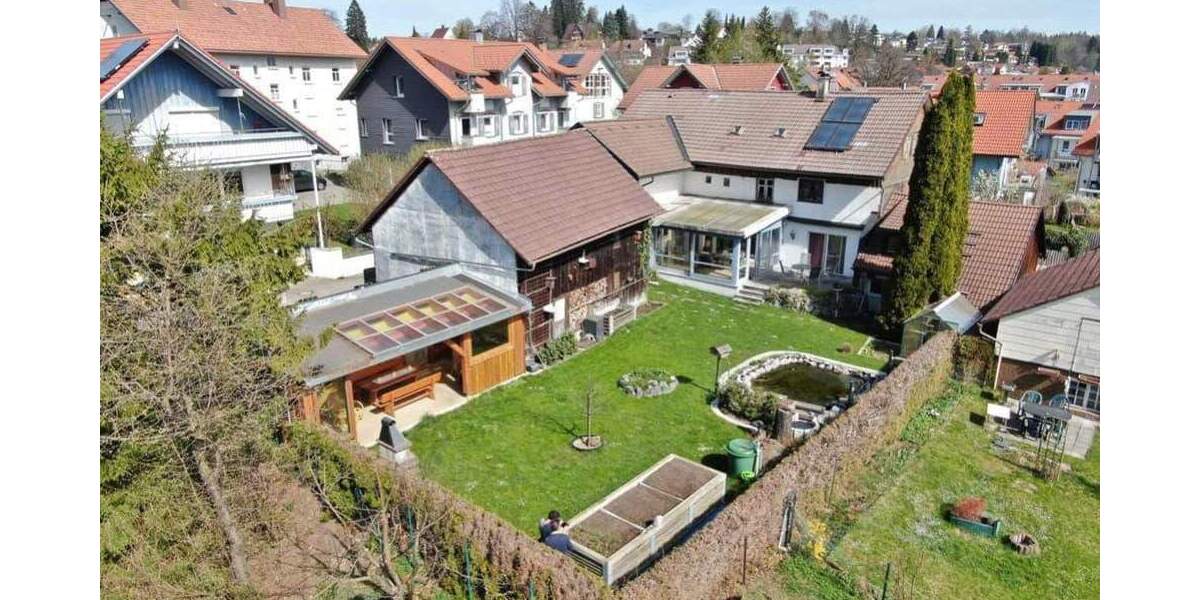 Eine Oase - mitten in der Stadt - 3 - Familienhaus mit weiterer Bebauungsmöglichkeit in Lindenberg 6 zimmer