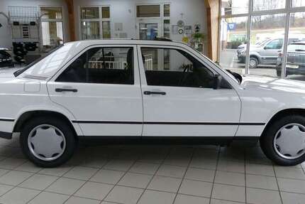 Mercedes-Benz 190 157.720 km 8.600 &euro; Oberviechtach 92526