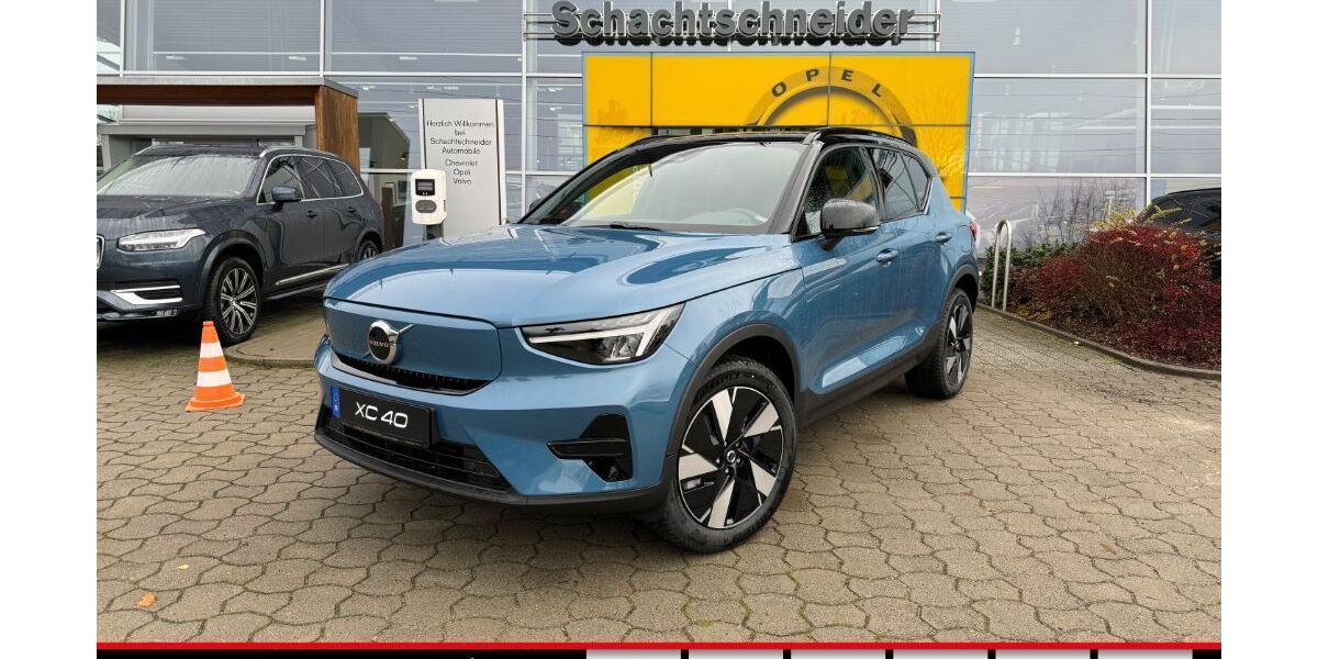 Volvo XC40 2.462 km 42.890 € Potsdam 14482