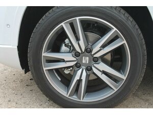 Seat Ateca FR 1,5 TSi DSG Navi AHK Standh LED 12.000 km 33.490 € Bonn 53225