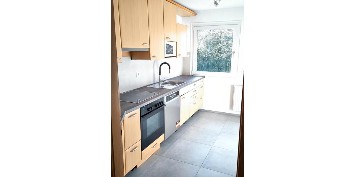 Etagenwohnung Tettnang - 6 Zimmer, 150 m&sup2;, 1.900&euro; | Angebot:26285265