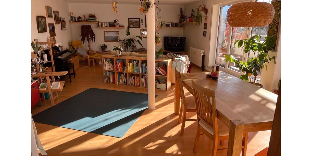 Einfamilienhaus Freiburg im Breisgau Brühl - 3 Zimmer, 120 m&sup2;, 2.400&euro; | Angebot:26125726