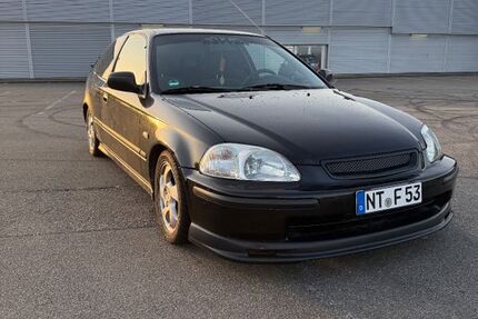 Honda Civic 201.000 km 1.400 € Neckartailfingen 72666