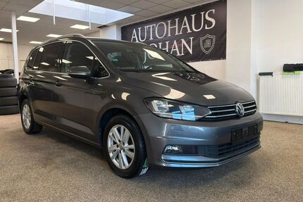 VW Touran 160.000 km 17.590 &euro; Berlin 12351