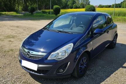 Opel Corsa 251.000 km 1.900 &euro; Ratingen 40883