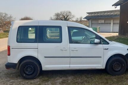 VW Caddy 138.000 km 10.600 &euro; Malsburg-Marzell 79429