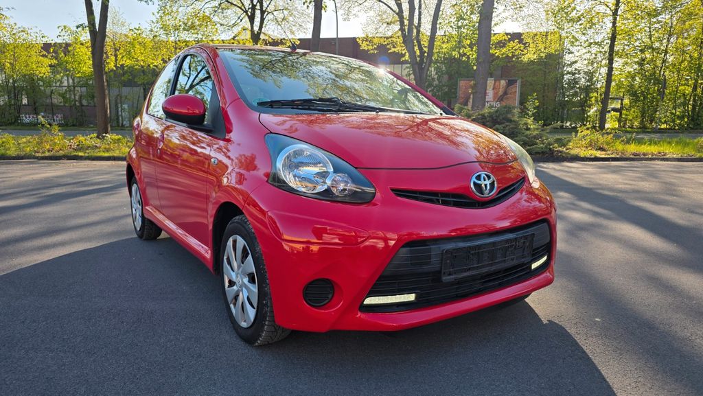 Toyota Aygo (X) 71.000 km 5.300 &euro; Lippstadt 59557
