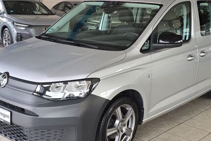 VW Caddy 153.000 km 14.800 &euro; Ichenhausen 89335