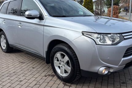 Mitsubishi Outlander 119.300 km 11.700 &euro; Erfurt 99085