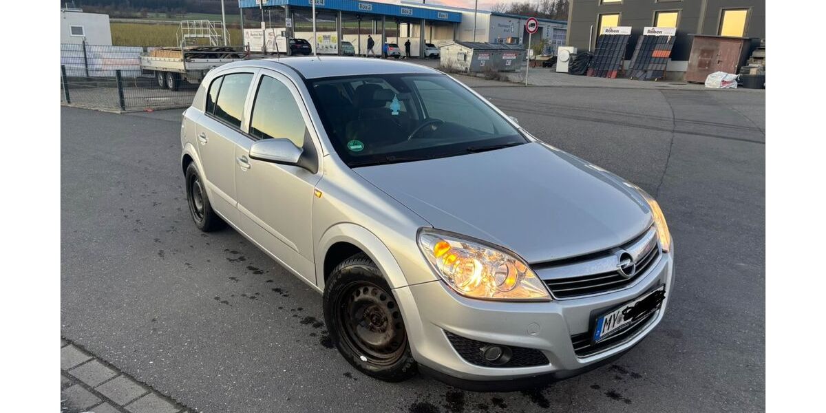 Opel Astra 170.000 km 2.250 &euro; Ochtendung 56299