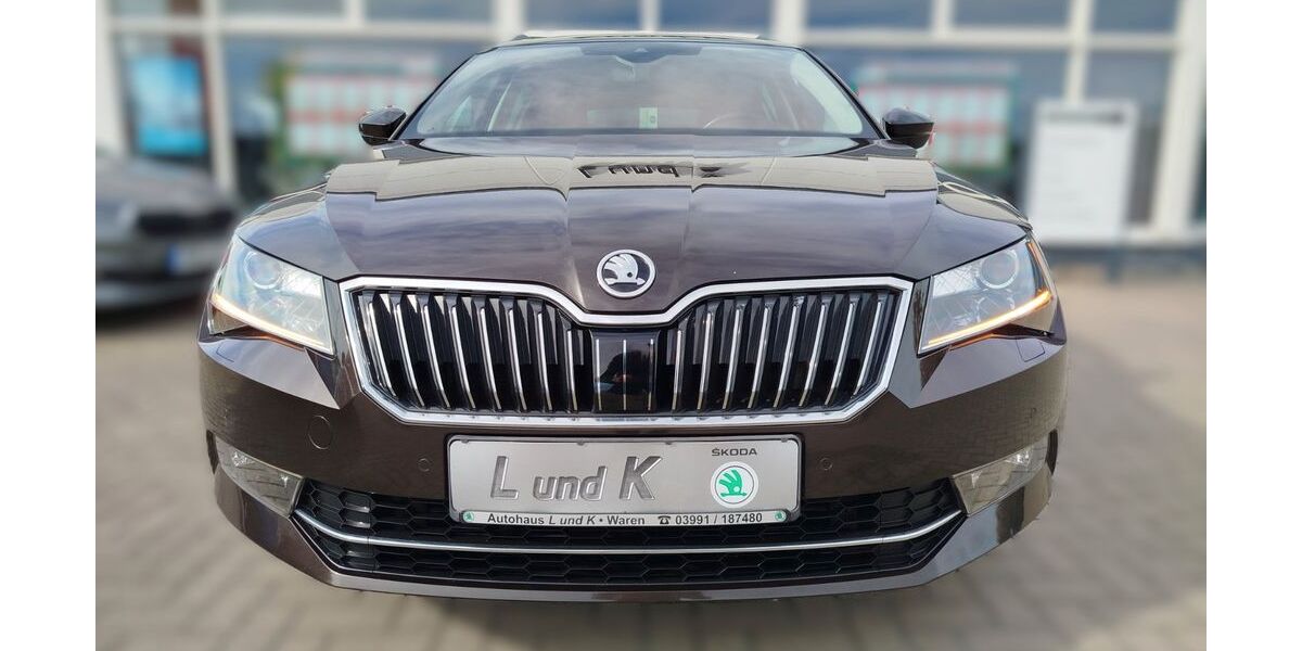 Skoda Superb 121.000 km 15.890 &euro; Waren ( Müritz ) 17192