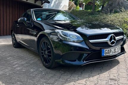 Mercedes-Benz SLC 180 93.600 km 22.499 &euro; Grainau 82491