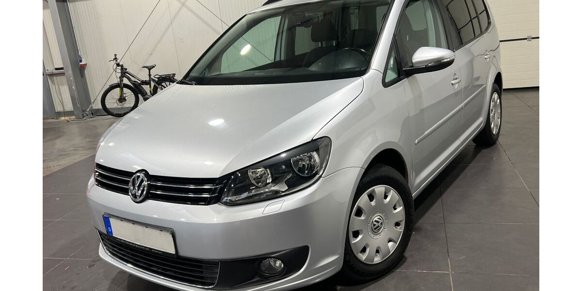 VW Touran 141.000 km 6.495 &euro; Bretten 75015