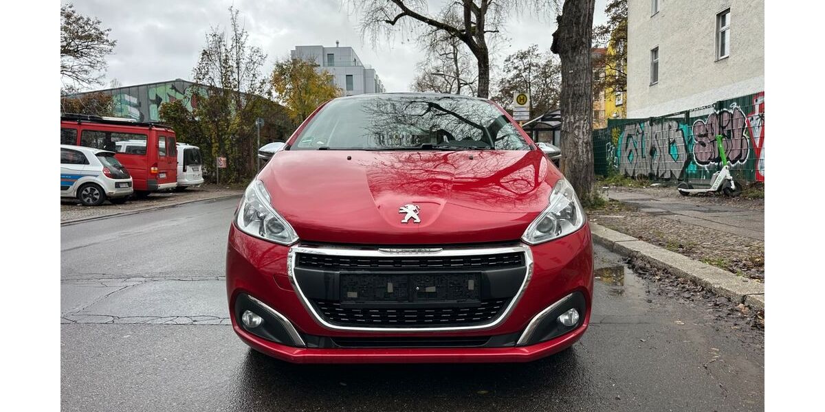 Peugeot 208 124.000 km 6.990 &euro; Berlin 12055
