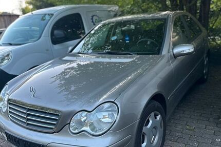 Mercedes-Benz C 180 253.000 km 2.100 &euro; Albersdorf 25767