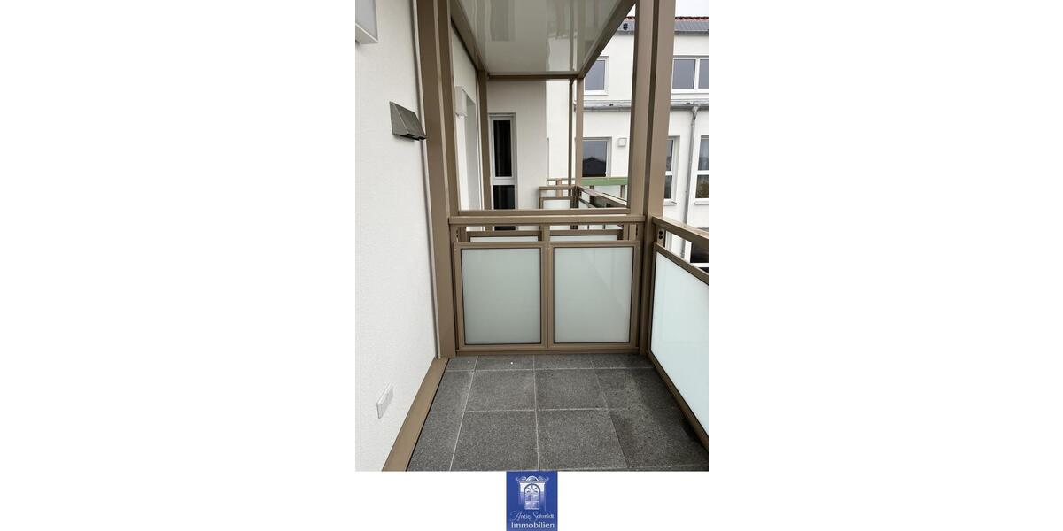 Etagenwohnung Arnsdorf - 2 Zimmer, 42 m&sup2;, 555&euro; | Angebot:26665631