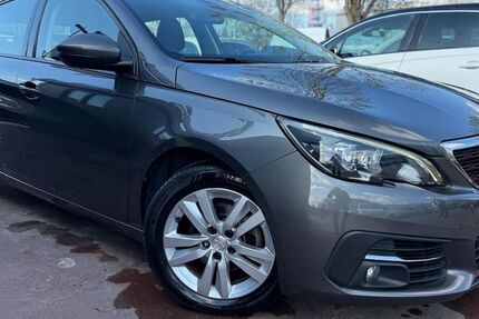Peugeot 308 186.000 km 9.790 &euro; Bad Saarow 15526