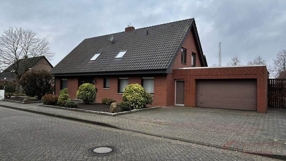 Einfamilienhaus Salzbergen - 9 Zimmer, 241 m&sup2;, 330.000&euro; | Angebot:24039076